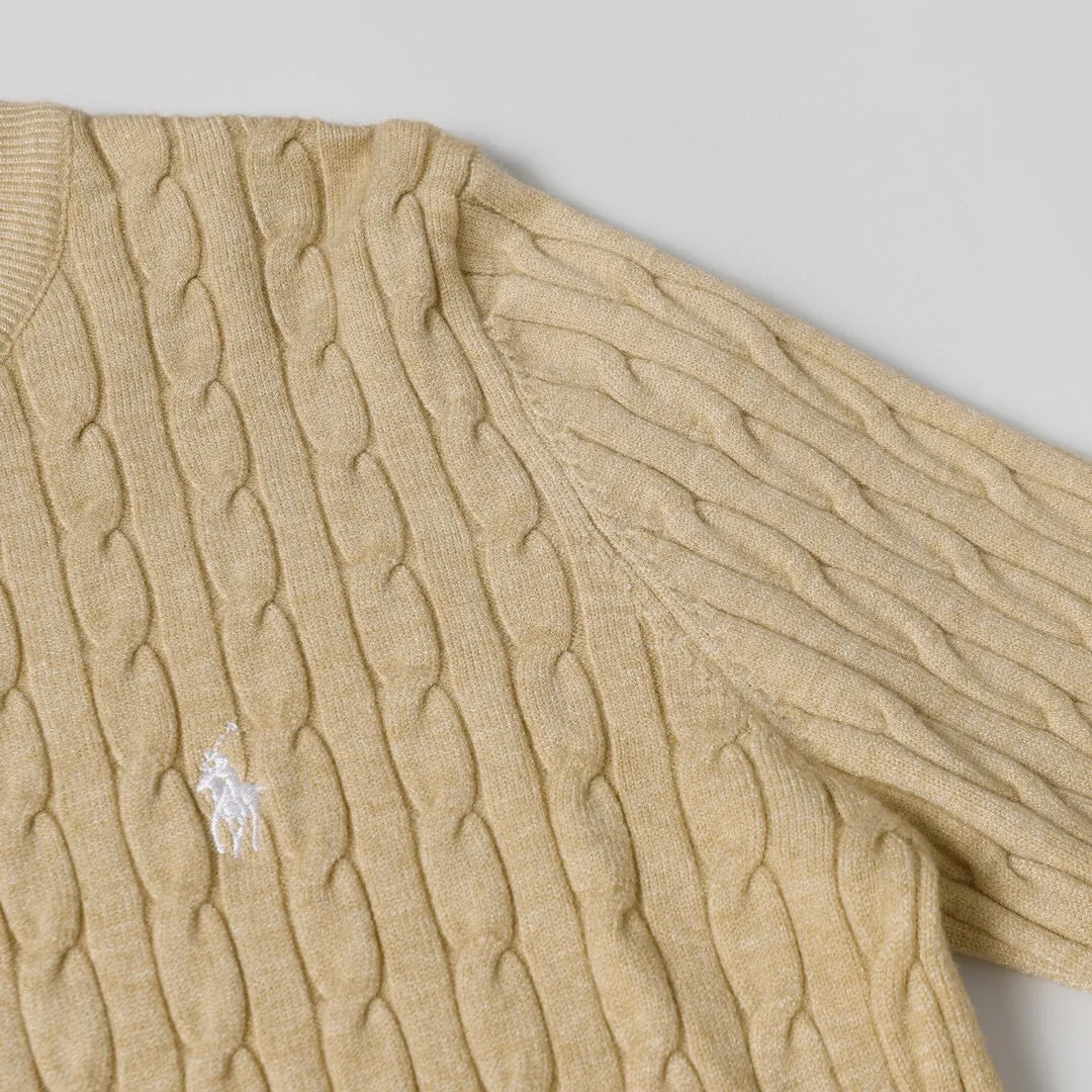 P186 Style No.: 601 -Ralph Lauren RL classic war horse logo embroidered pullover long-sleeved sweater on the chest -The item is made of custom-dyed and custom-spun yarn, purchased from the original version. A full set of customized accessories. Details determine success or failure. Heavy new autumn and winter product. High weight. Soft and delicate. The upper body effect is very nice. Loose fit. Women's model. -Color: white, gray, navy blue, red, khaki, blue, pink. -Sizes: S / M/ Ｌ S size 80-100 jins, M size 100-120 jins, Large size 120-135 jins
